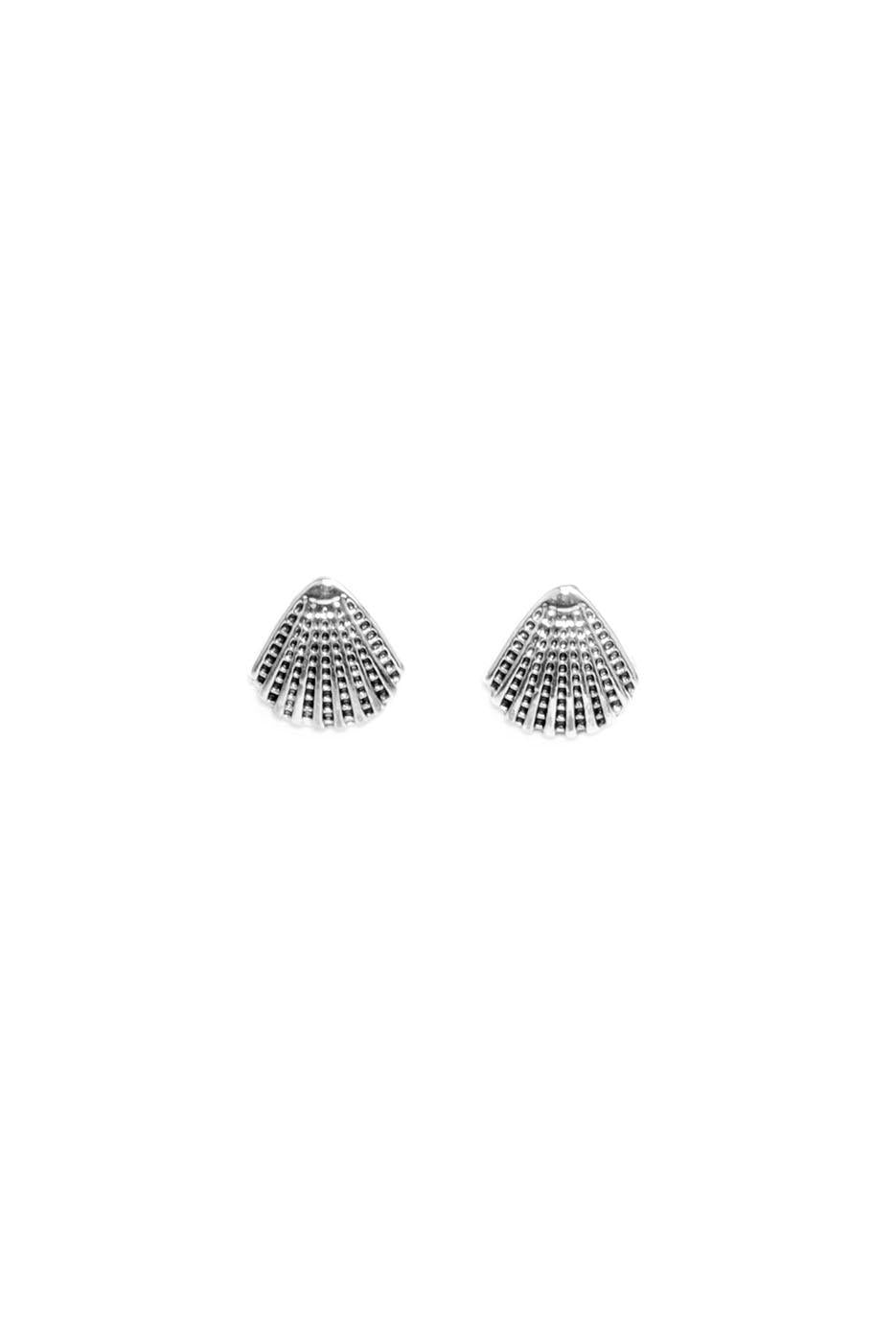 Shell Earring