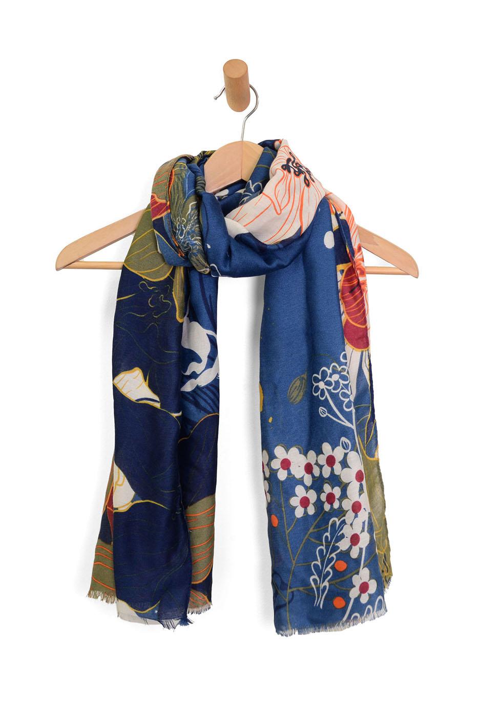 Scattered Blooms Scarf