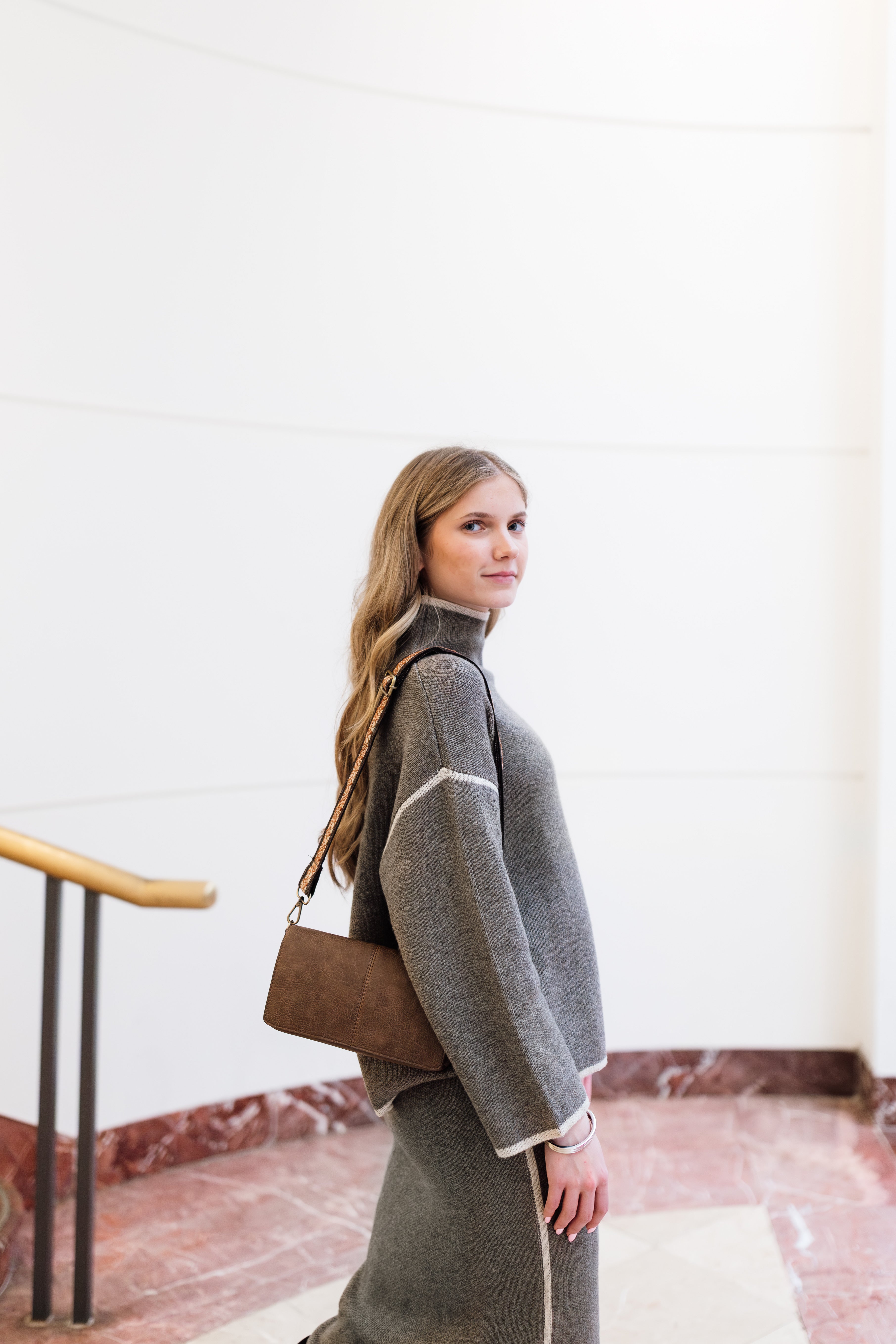 Everly Organizer Flap Crossbody – Joy Susan