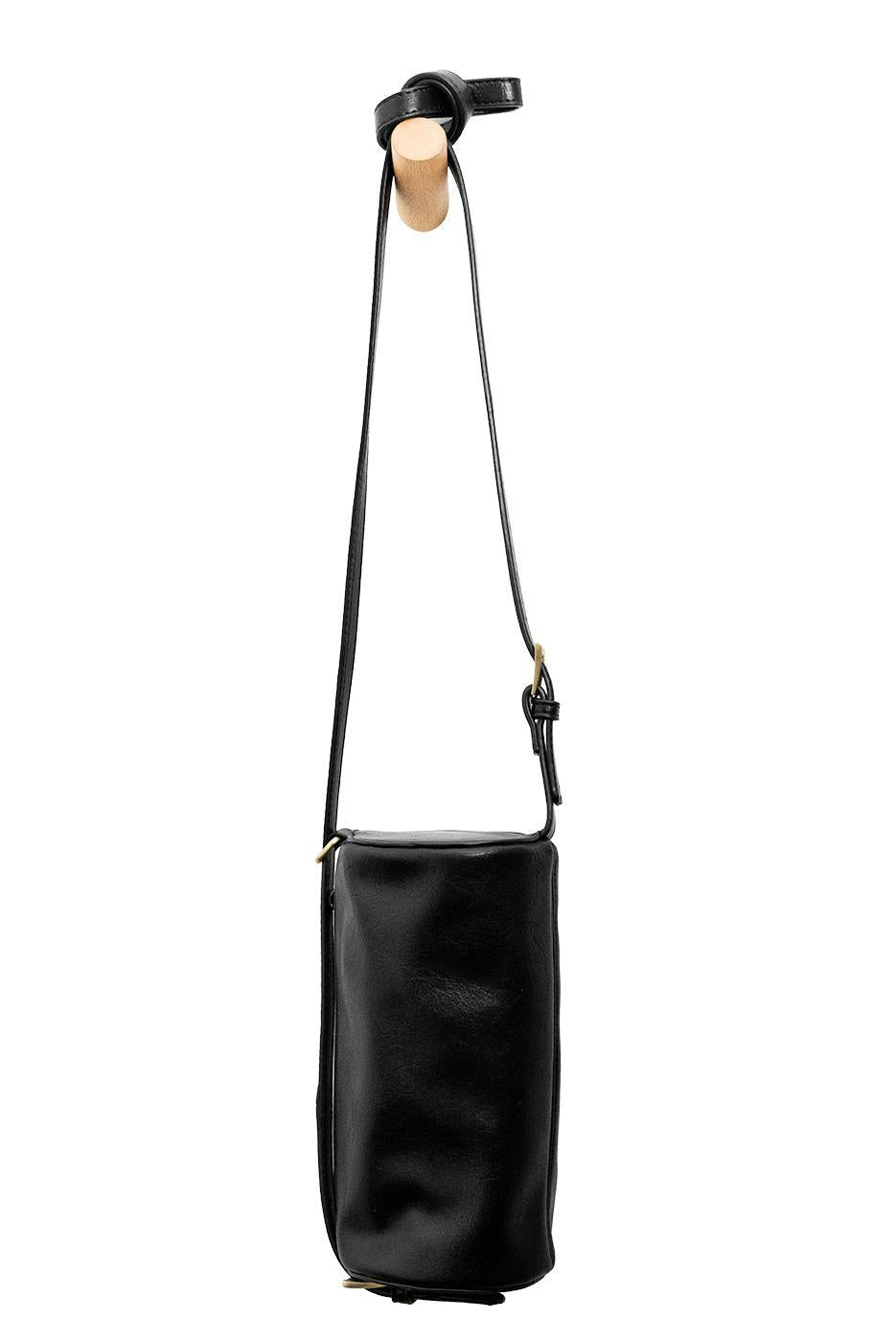 L8368-00 Black image 5